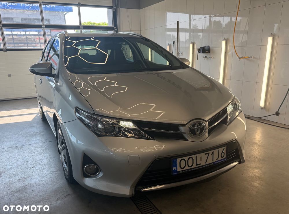 Toyota Auris - 4