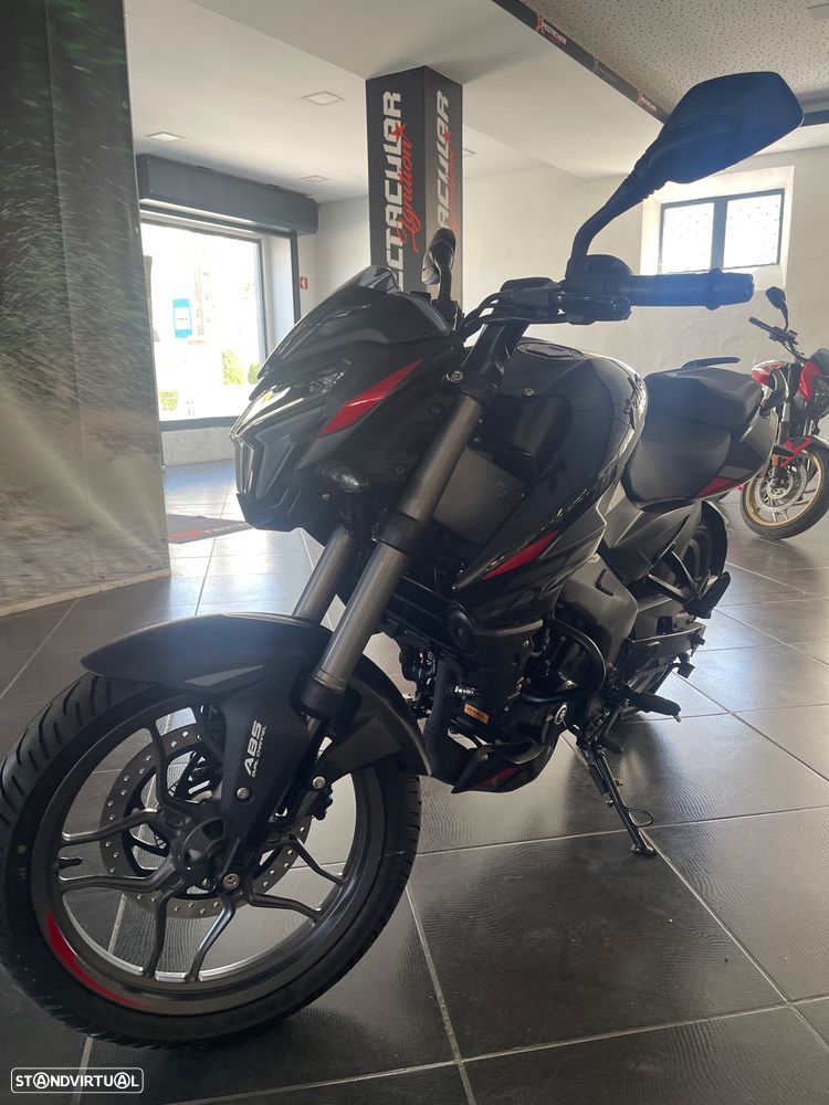 Bajaj Pulsar NS Ns 200 - 2