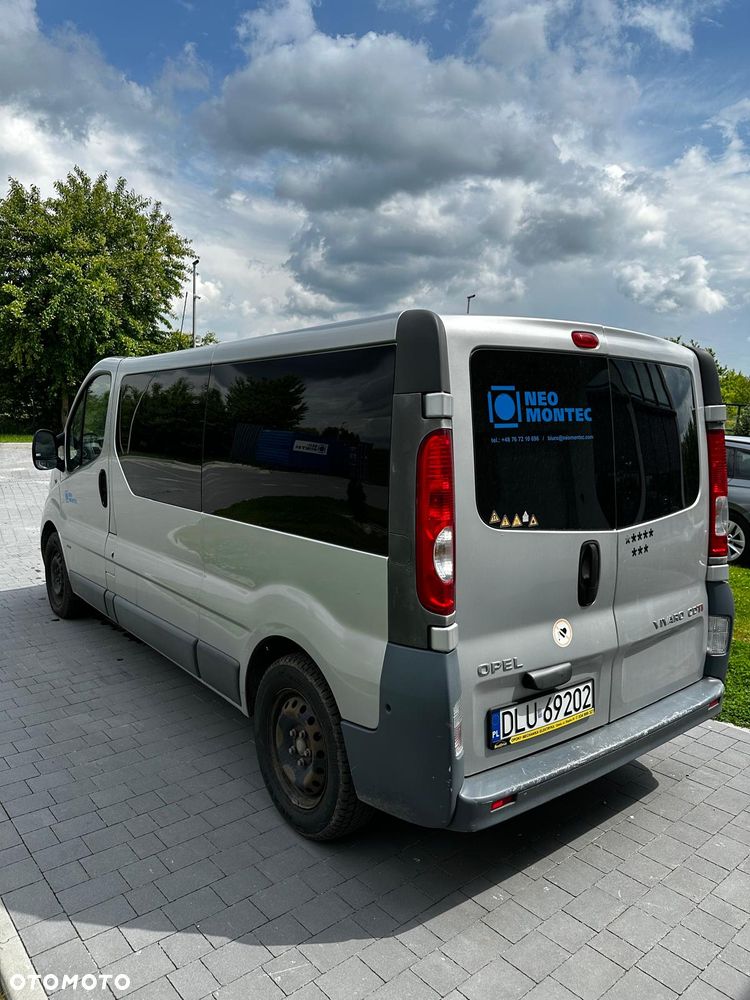 Opel Vivaro - 8