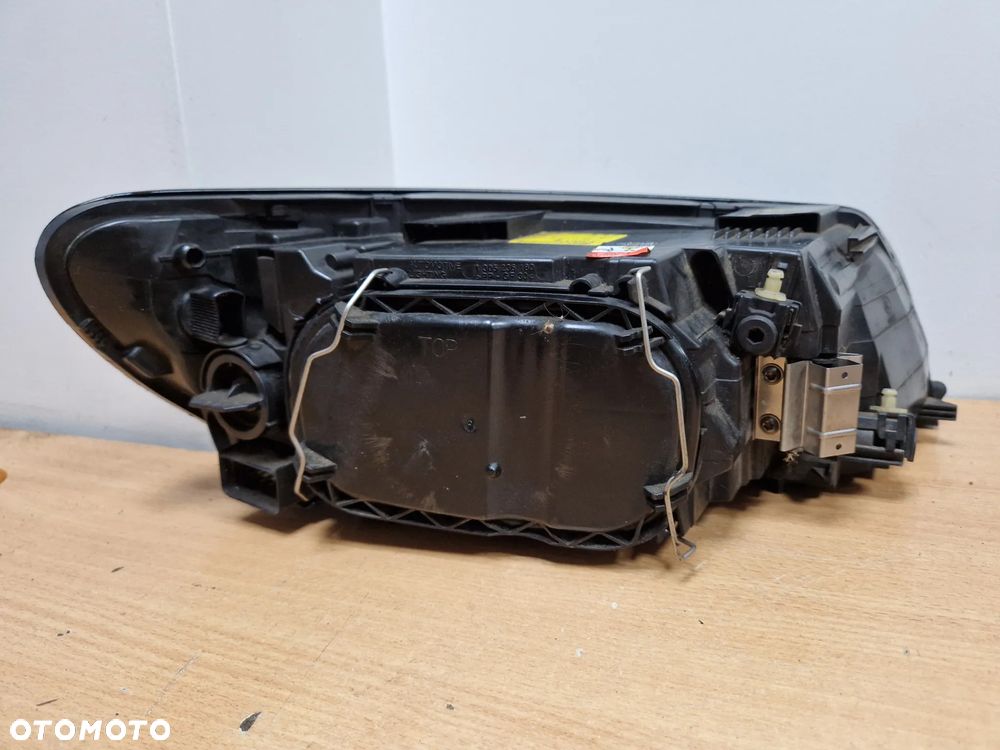 VOLVO C30 LAMPA LEWA XENON 06-10 EUROPA - 7