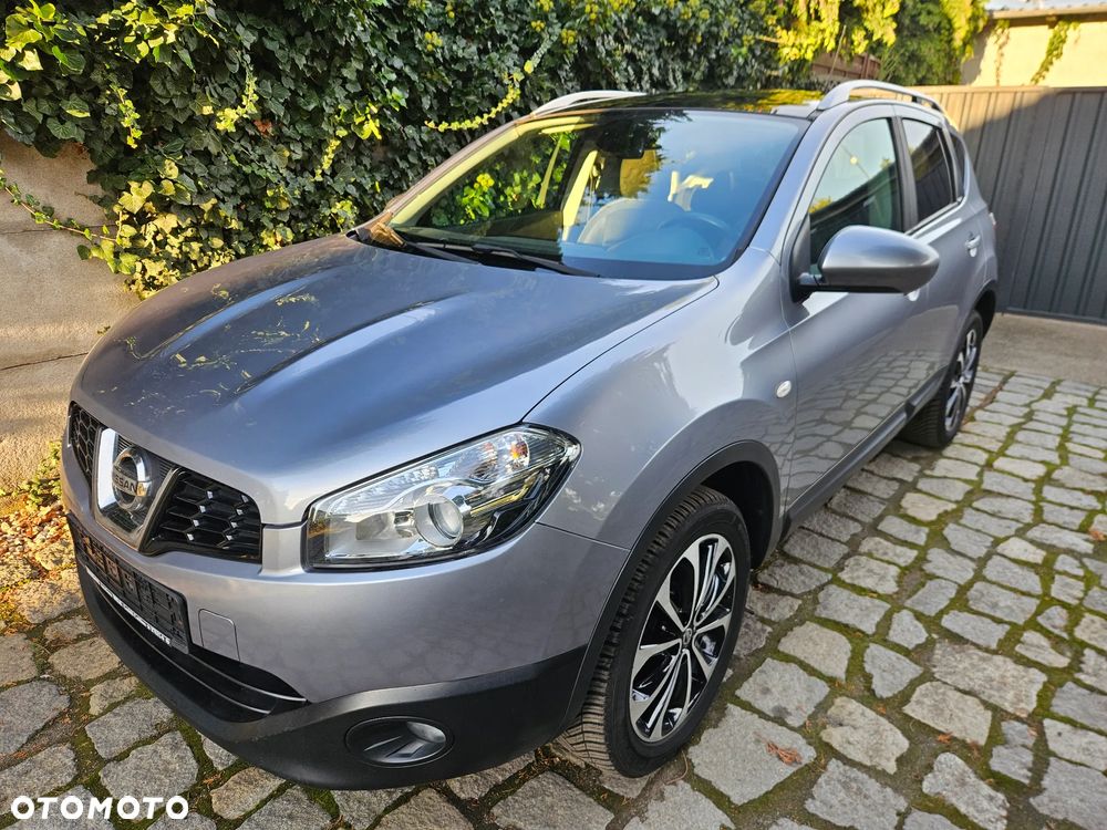 Nissan Qashqai - 2