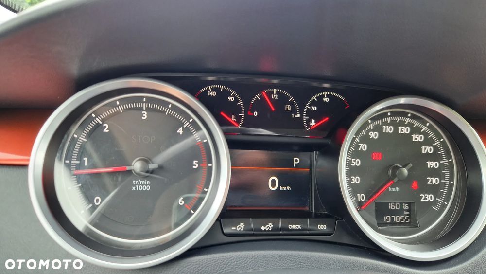 Peugeot 508 RXH BlueHDi 180 EAT6 Stop&Start - 22