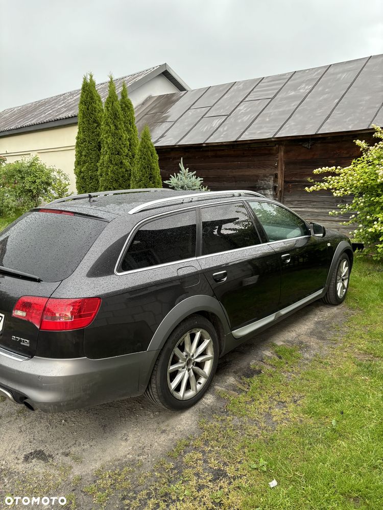 Audi A6 Allroad - 16