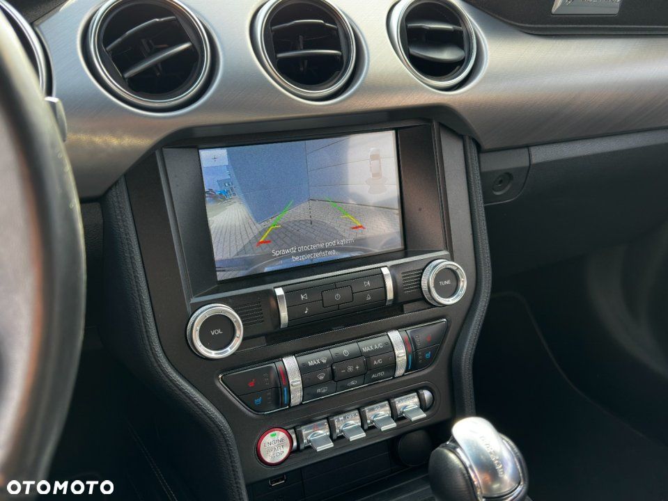 Ford Mustang - 20