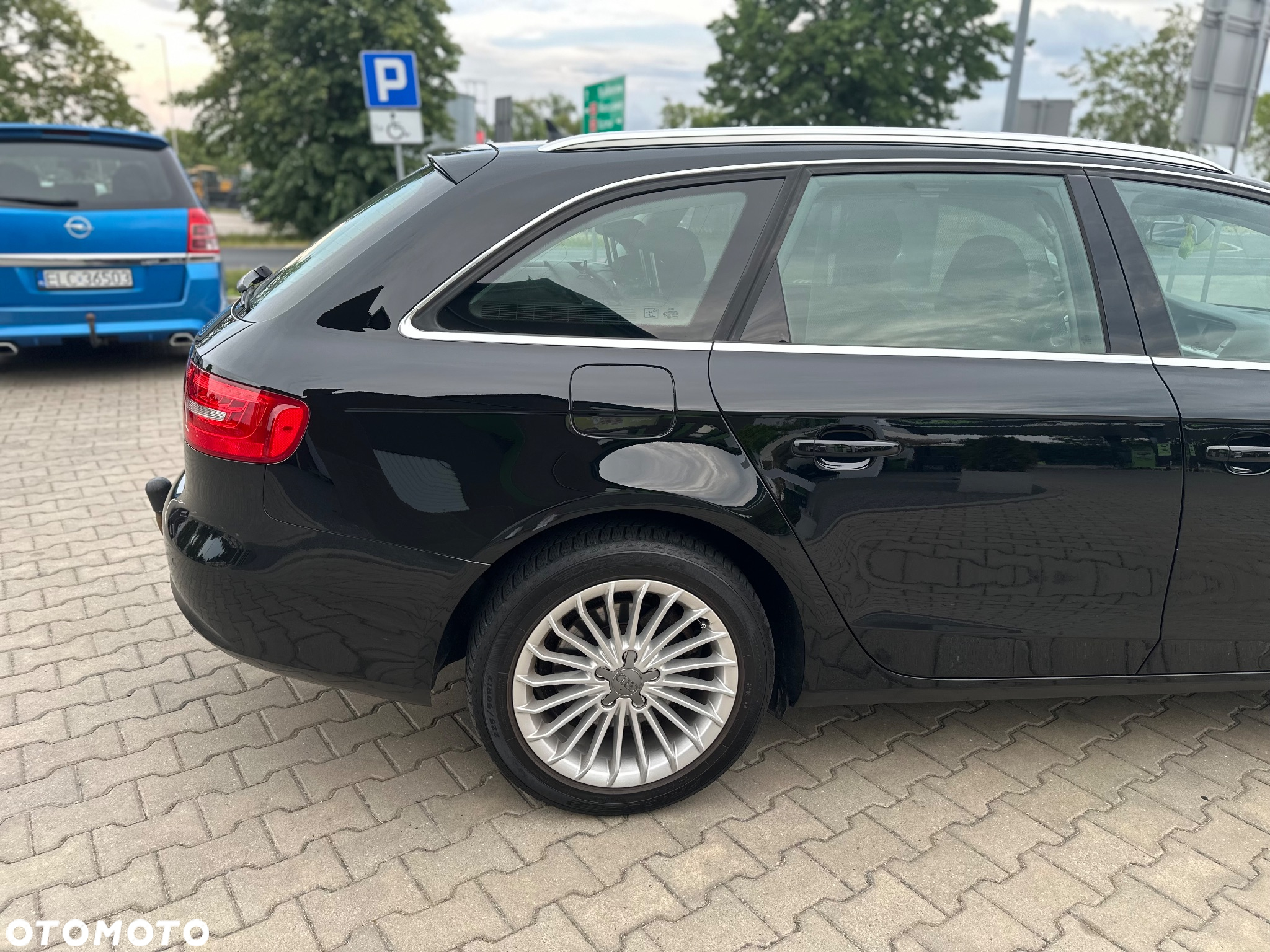 Audi A4 Avant 2.0 TDI DPF multitronic Ambition - 9