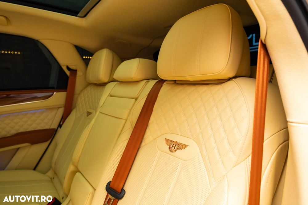 Bentley Bentayga - 24