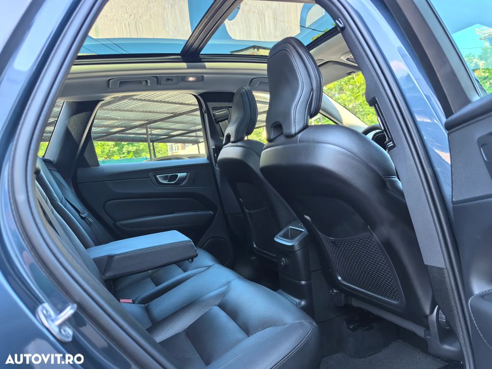 Volvo XC 60 Recharge T6 Twin Engine eAWD Inscription Expression - 8