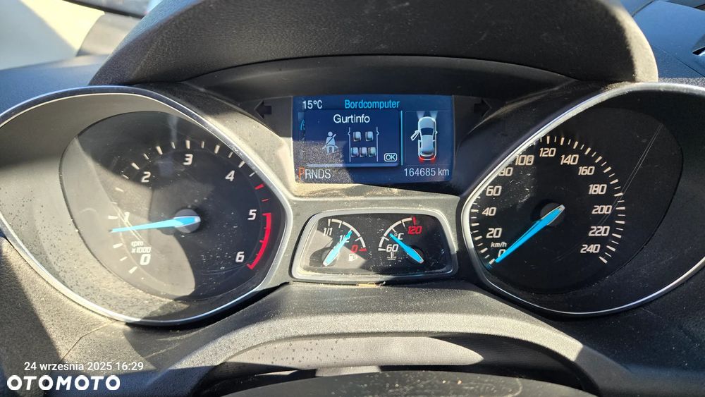 Ford Kuga - 21