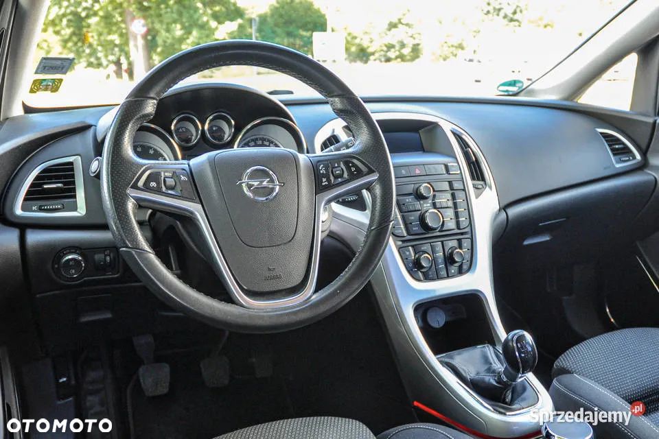 Opel Astra IV 1.6 T Sport - 9