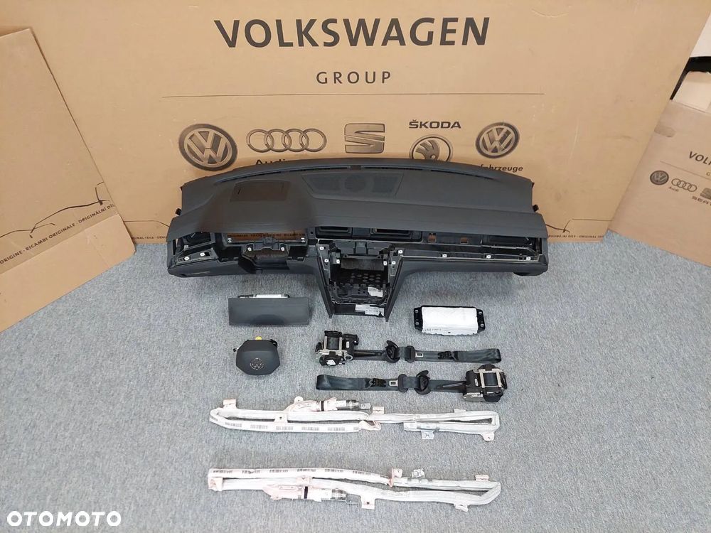 Arteon Lift Shooting Brake Komplet Poduszek Airbag Nitka Head Up - 1