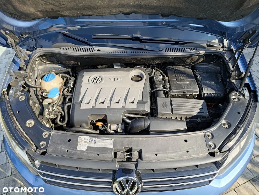 Volkswagen Touran 1.6 TDI DPF BlueMot Comfortline - 20