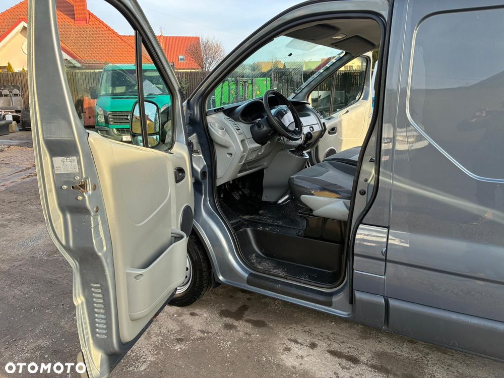 Renault Trafic - 6