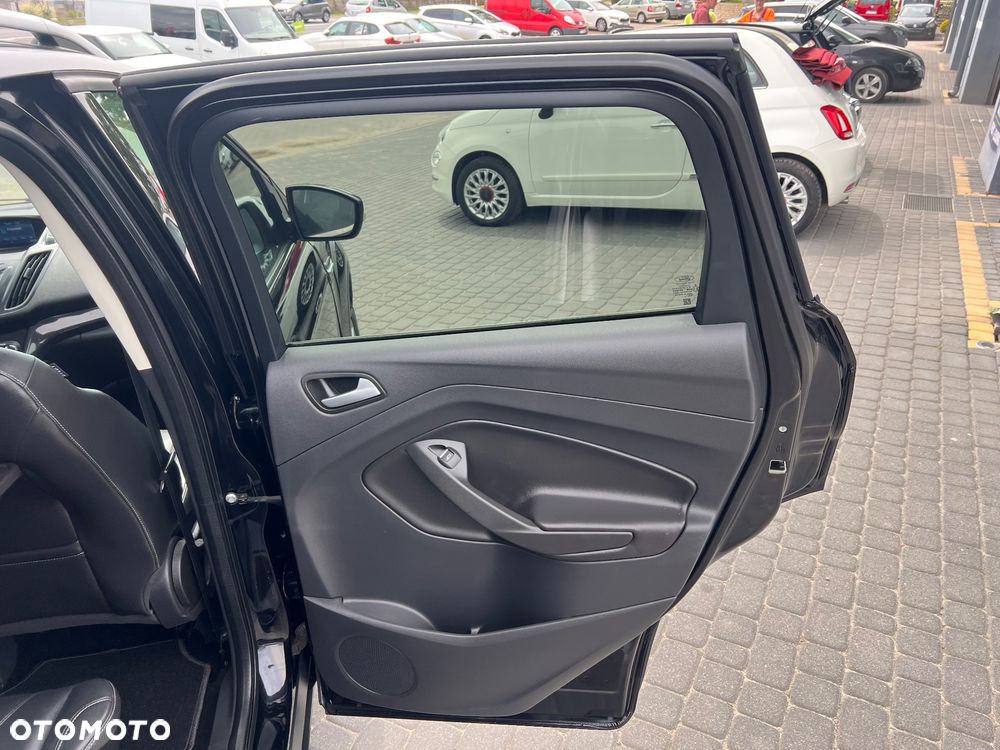 Ford Kuga 2.0 TDCi 4WD Titanium Plus - 26