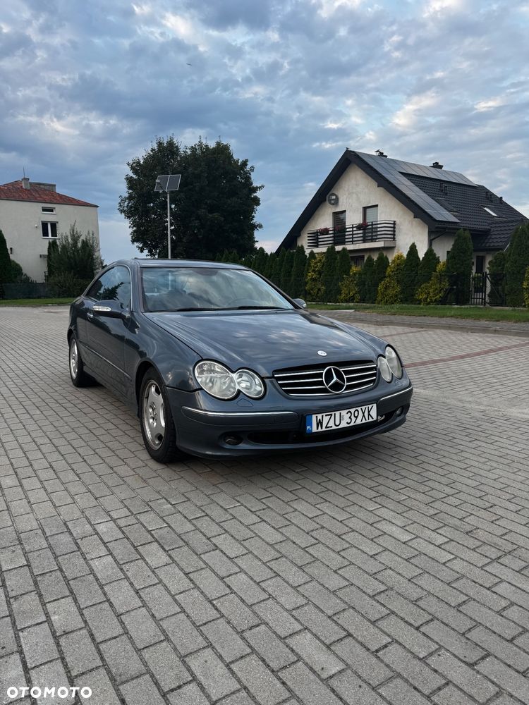 Mercedes-Benz CLK 270 CDI Avantgarde - 1