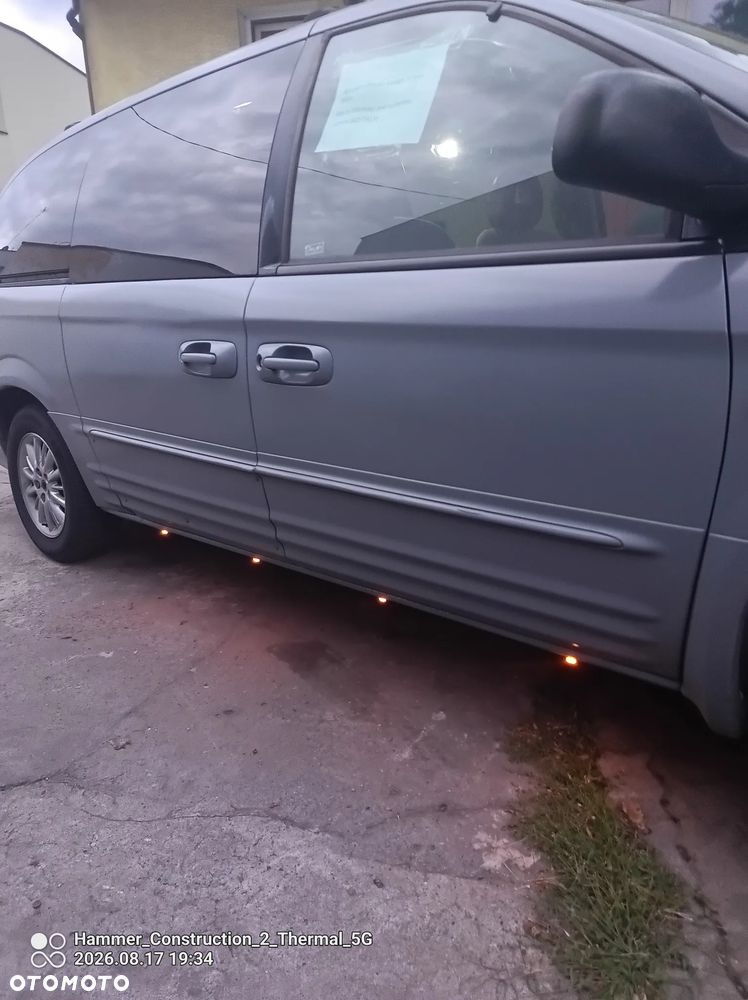 Chrysler Grand Voyager 2.5L CRD LX - 9