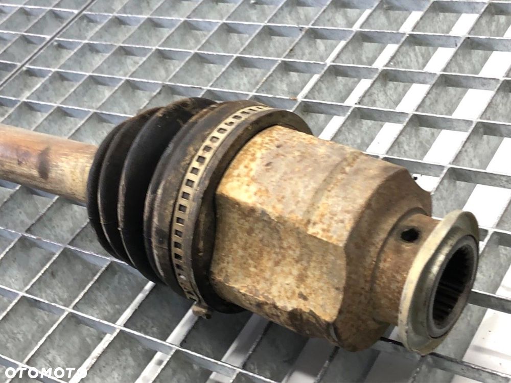 PÓŁOŚ PRAWY PRZÓD  SUBARU IMPREZA Kombi (GG) 2000 - 2008 2.0 AWD (GG9) 92 kW [125 KM] benzyna - 3