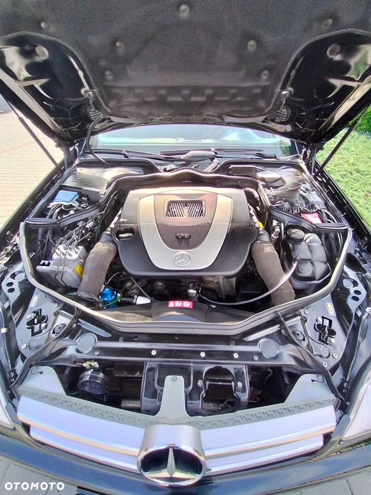 Mercedes-Benz CLS - 24