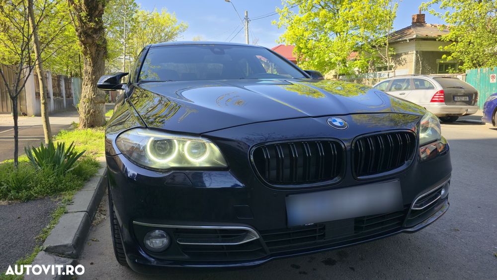 BMW Seria 5 525d xDrive - 4