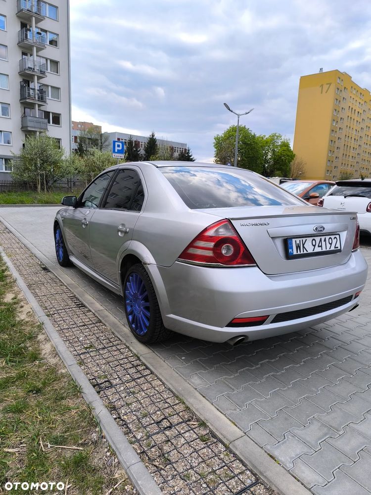 Ford Mondeo 3.0 V6 ST 220 - 7