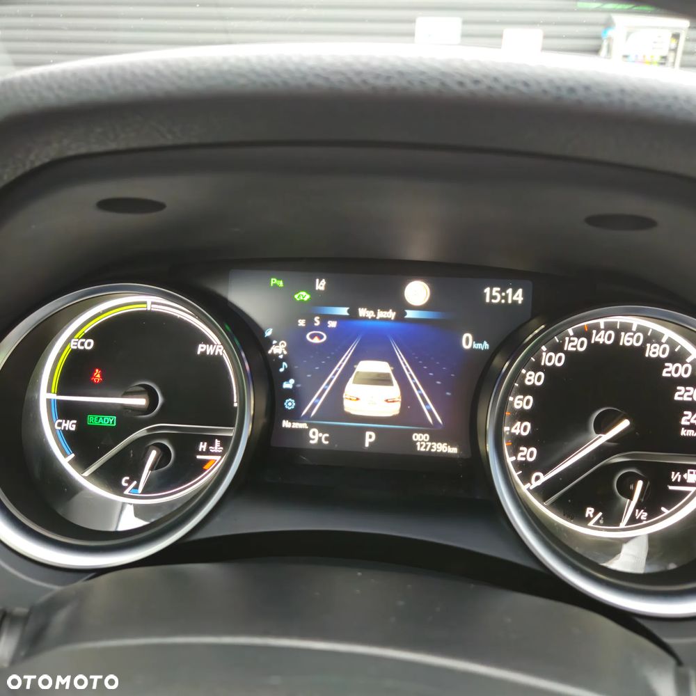 Toyota Camry - 24