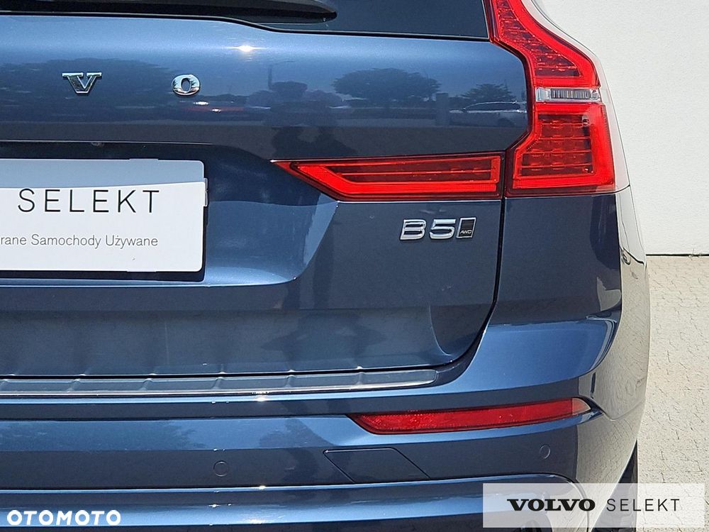 Volvo XC 60 B5 B AWD Plus Dark - 32