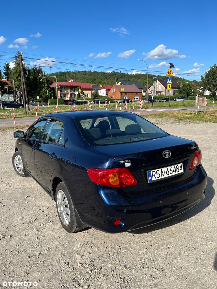 Toyota Corolla 1.6 Luna - 2