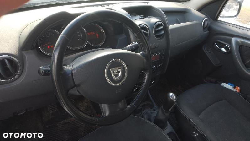 Dacia Duster 1.6 - 5