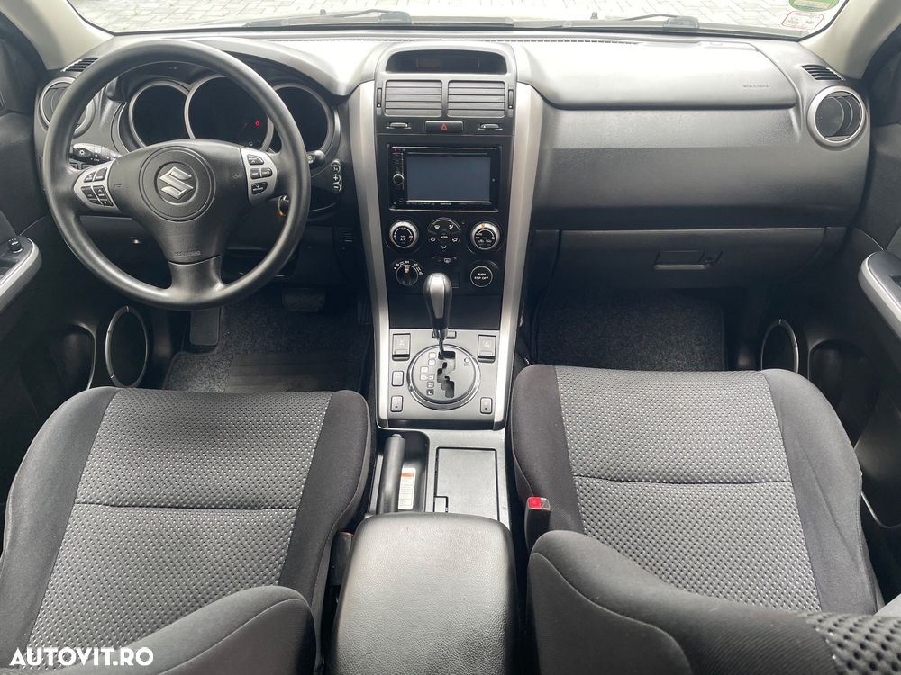 Suzuki Grand Vitara 2.0 Automatik Comfort Family - 6