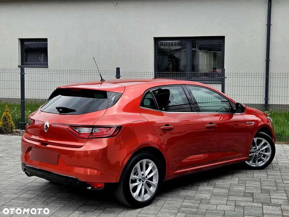 Renault Megane ENERGY TCe 130 Start & Stop Paris Business - 11