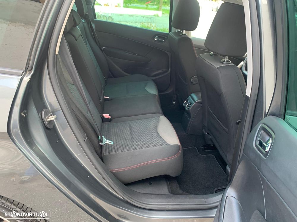 Peugeot 308 SW 1.6 e-HDi Sportium CVM6 - 11