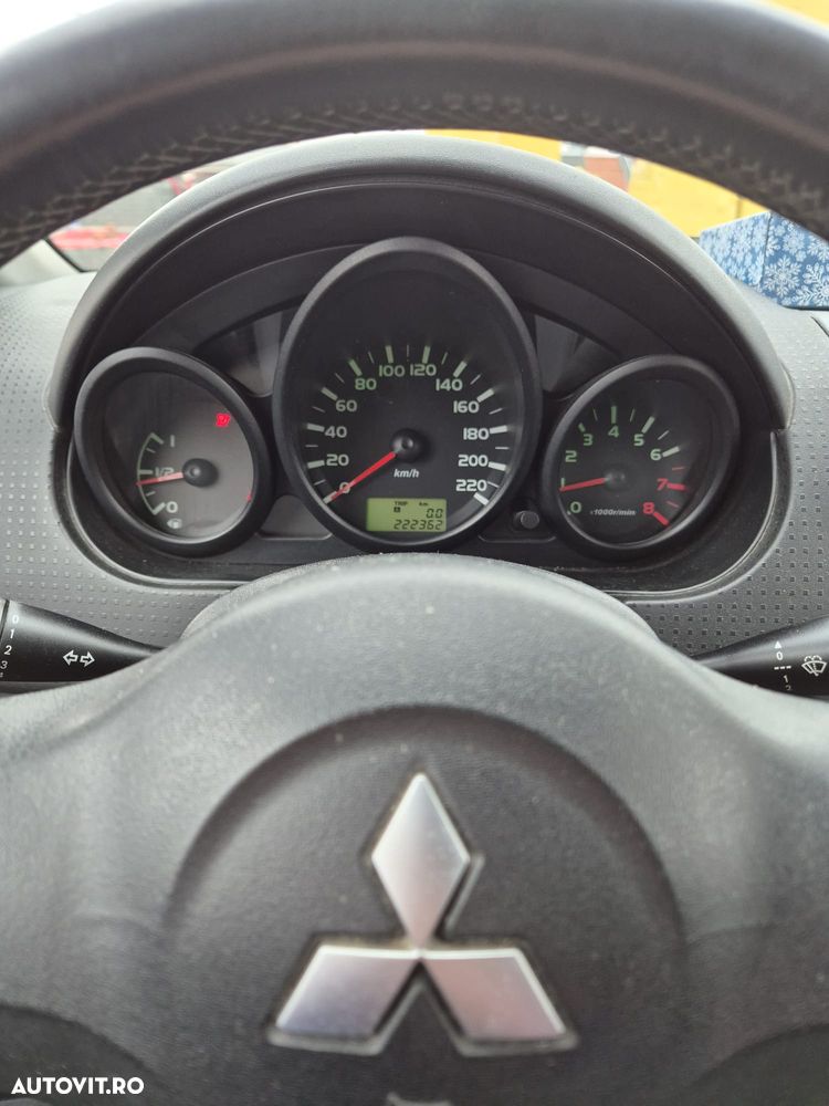 Mitsubishi Colt 1.1 SAM - 5