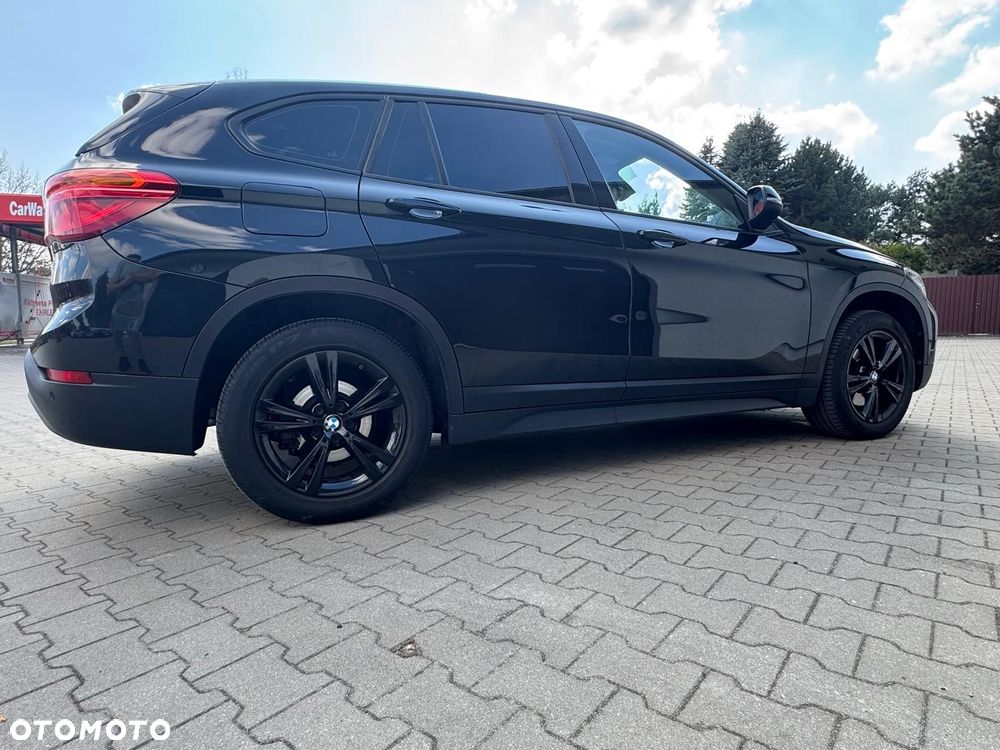 BMW X1 sDrive18d Advantage sport - 16