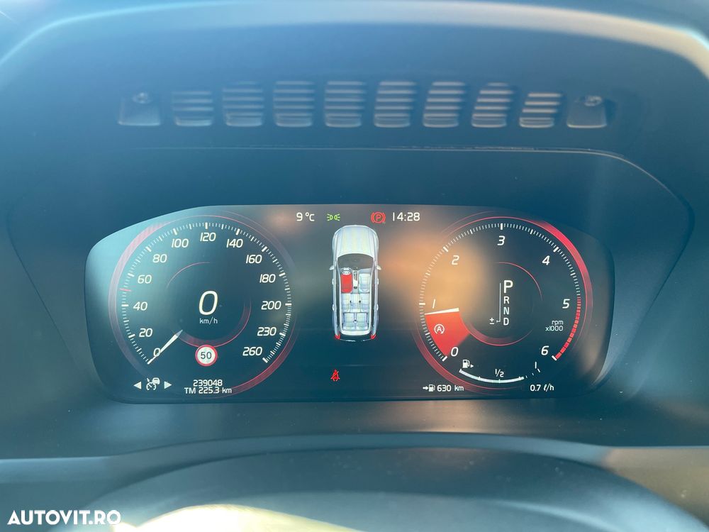 Volvo XC 90 D4 Geartronic Momentum - 11