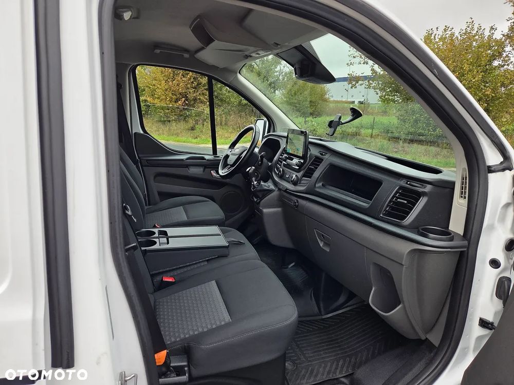 Ford Transit Custom - 13