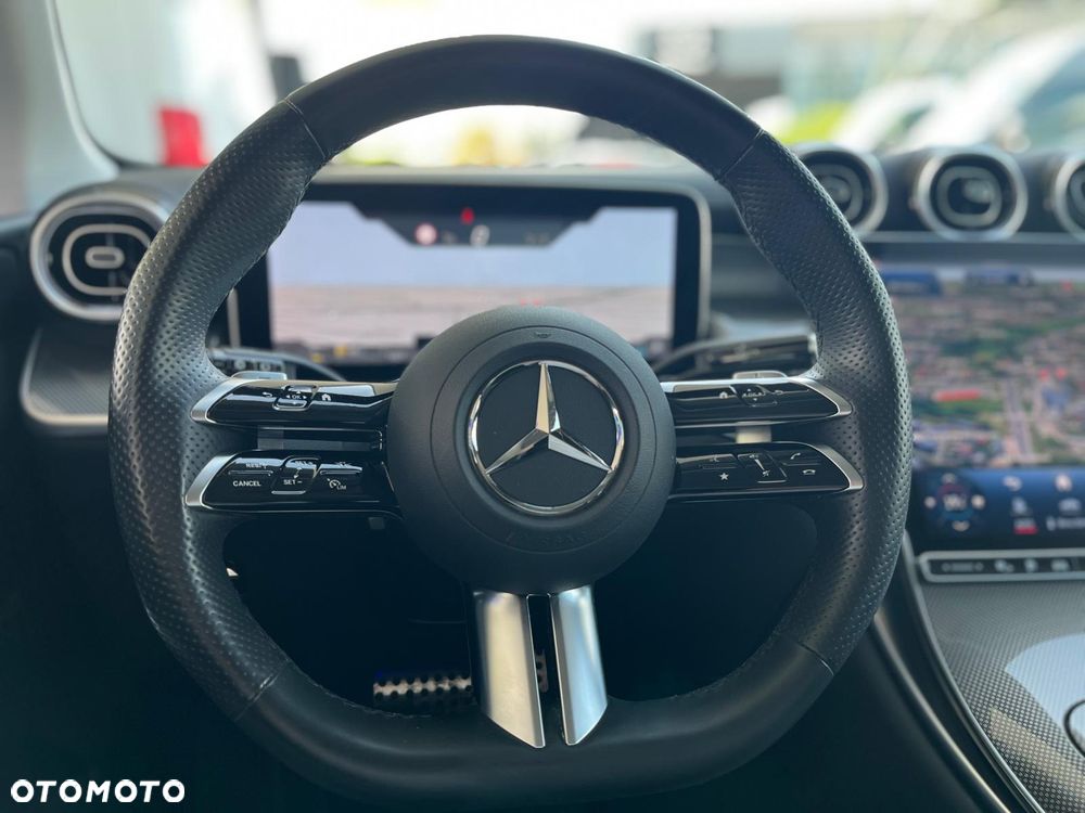 Mercedes-Benz GLC 300 e 4-Matic AMG Line - 20
