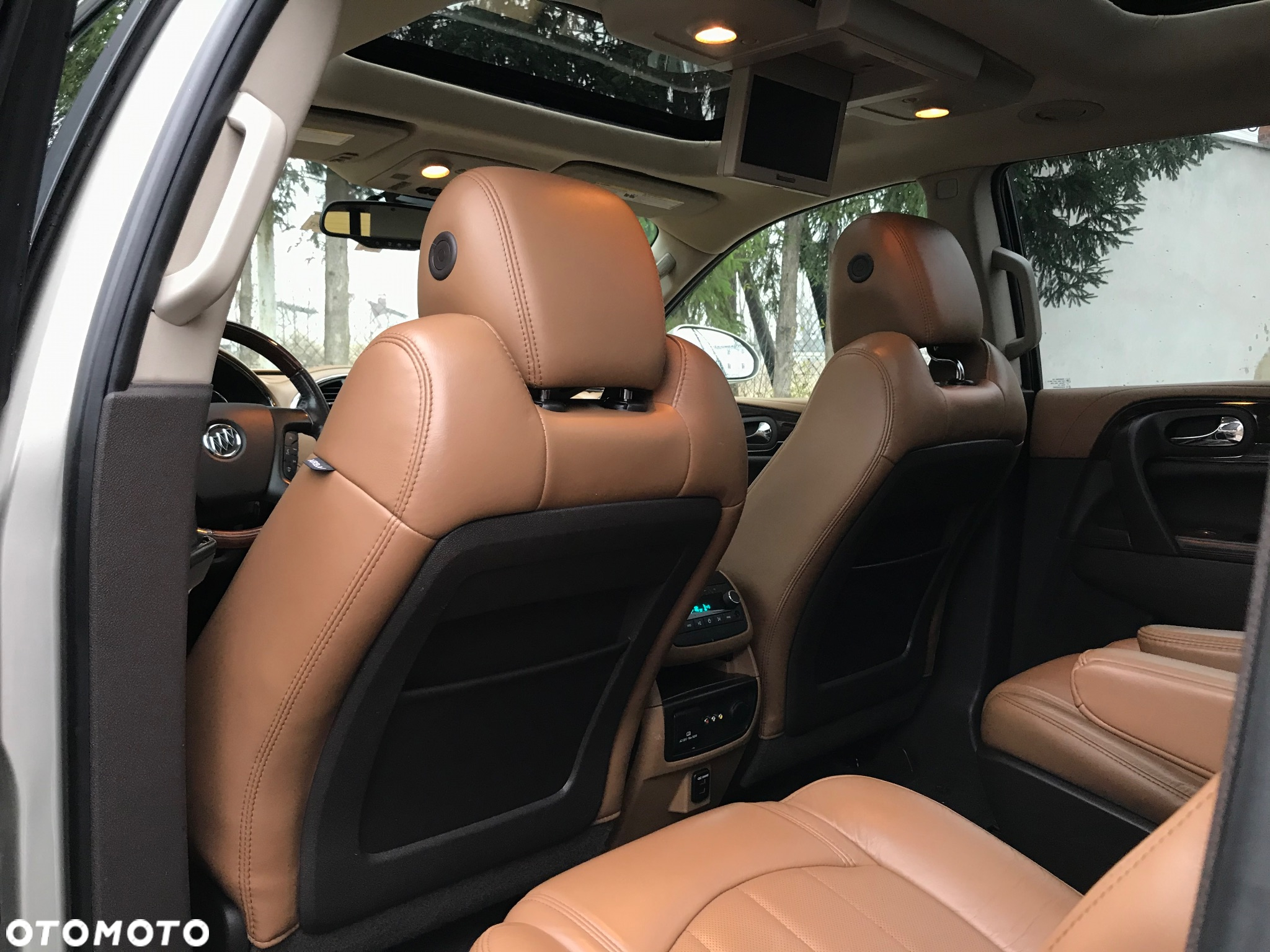 Buick Enclave - 9