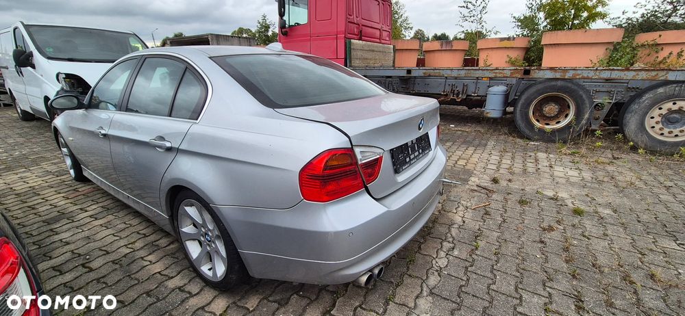 BMW Seria 3 330i xDrive Touring Edition Sport - 1