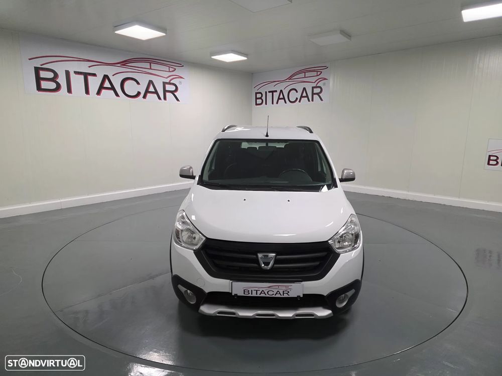 Dacia Lodgy TCe 115 Stepway - 6