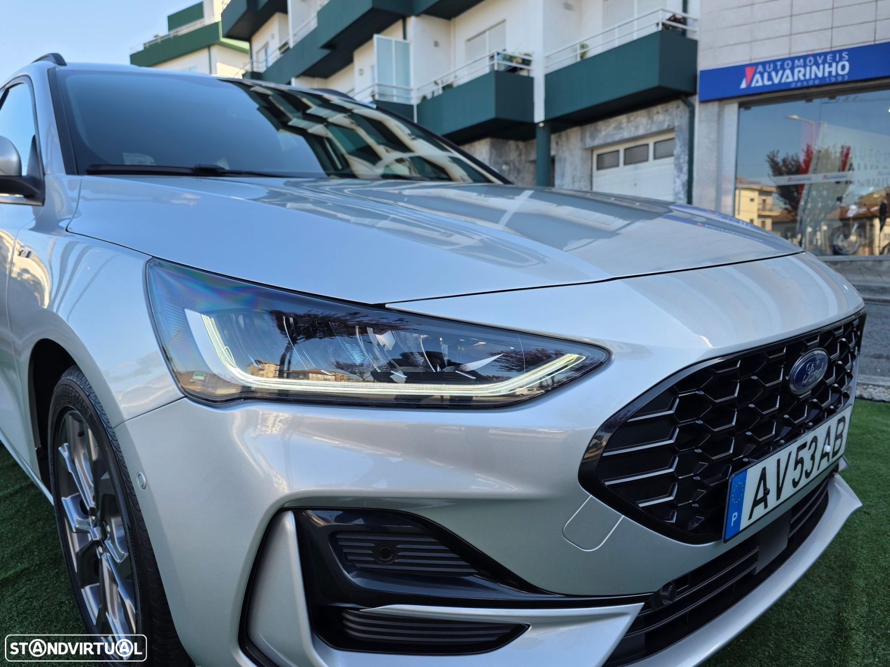 Ford Focus SW 1.0 EcoBoost MHEV ST-Line - 4