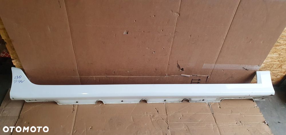 Listwa progowa prawa Hyundai I30 I 87754-2R600 - 1