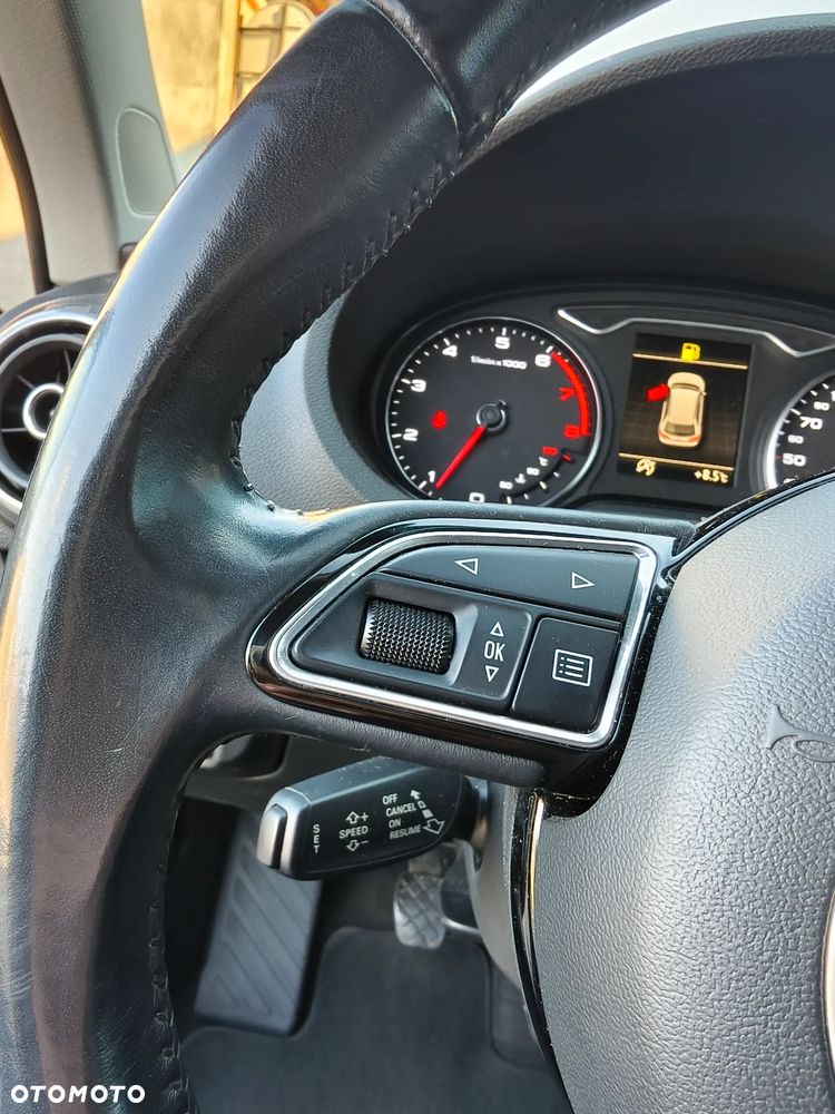 Audi A3 Sportback 1.4 TFSI S line Sportpaket - 23