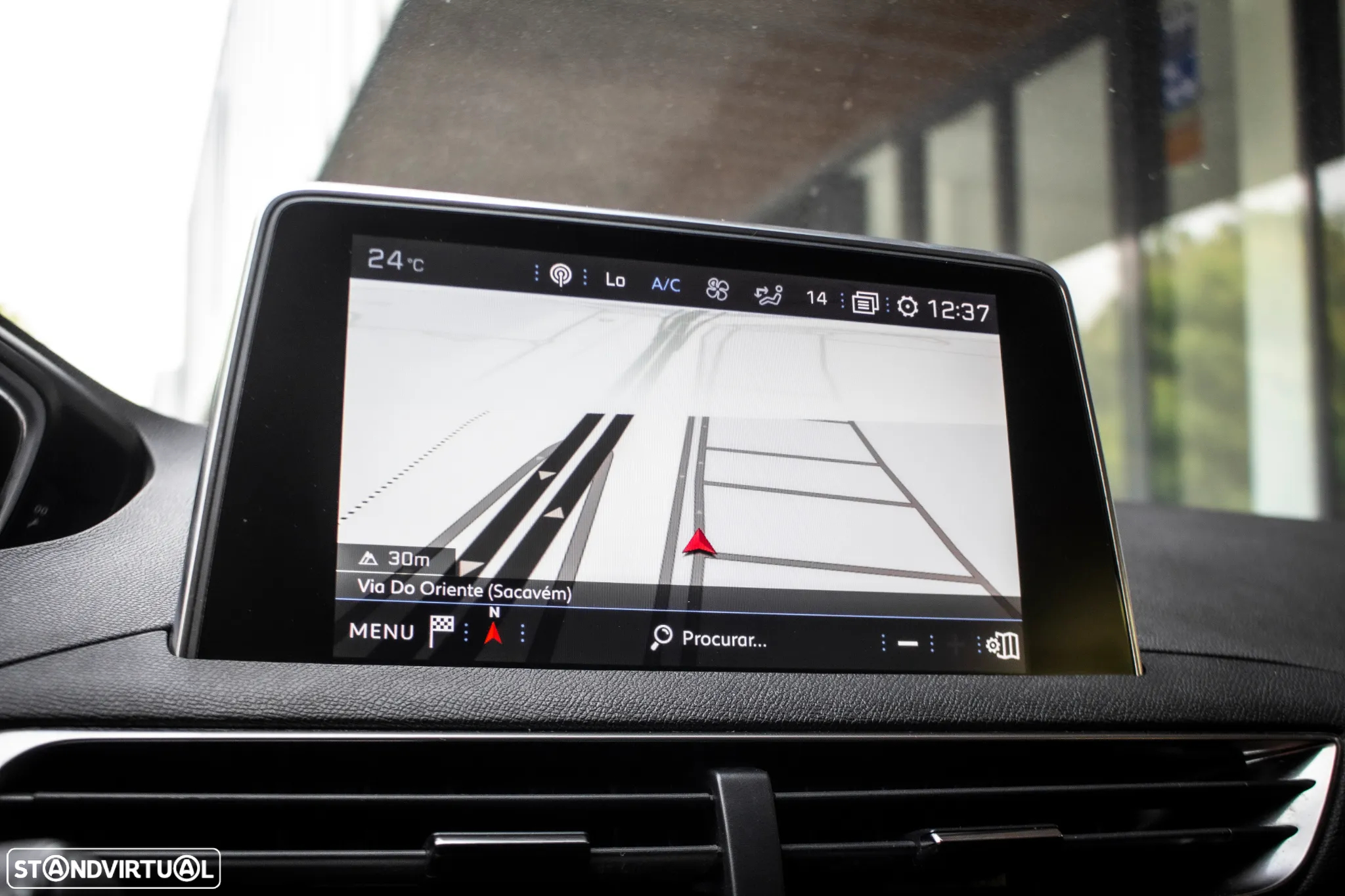 Peugeot 3008 1.2 PureTech Allure EAT8 - 38