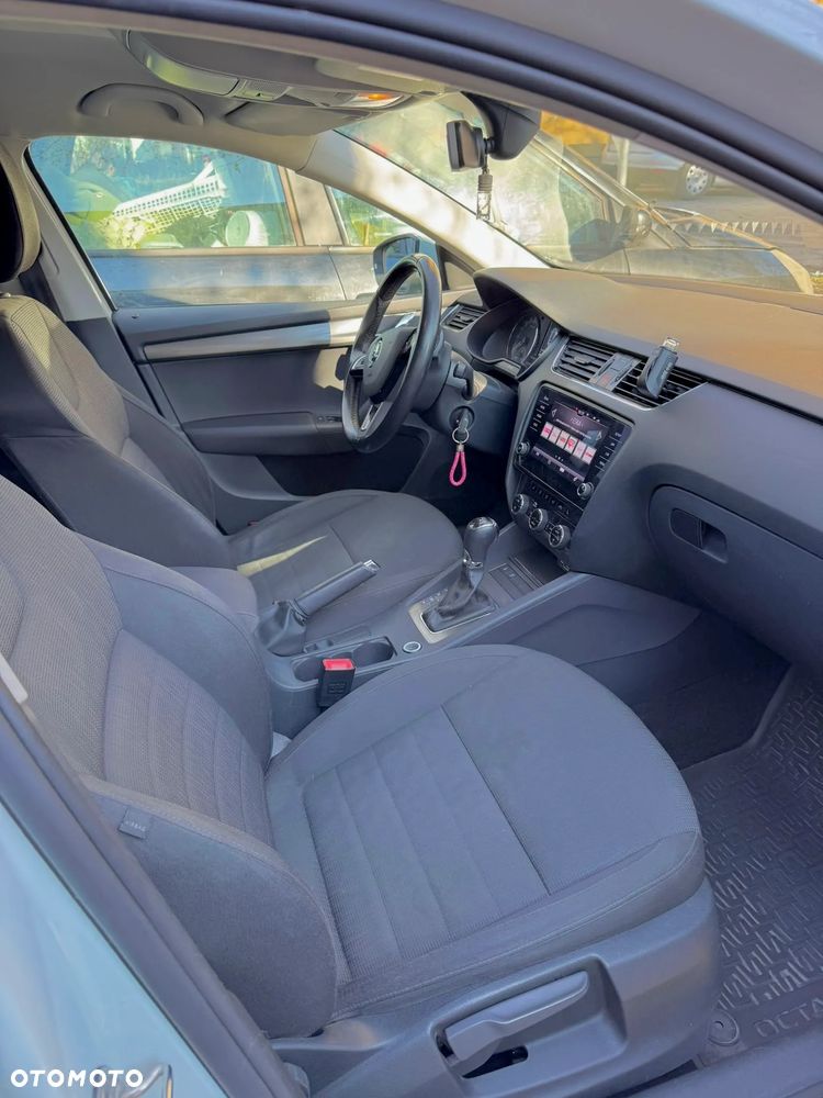 Skoda Octavia 1.6 TDI Clever DSG - 15