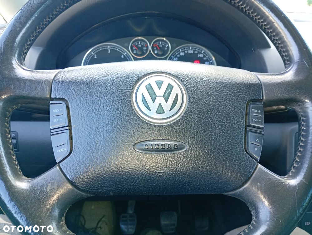 Volkswagen Sharan 1.9 TDI Trendline - 11