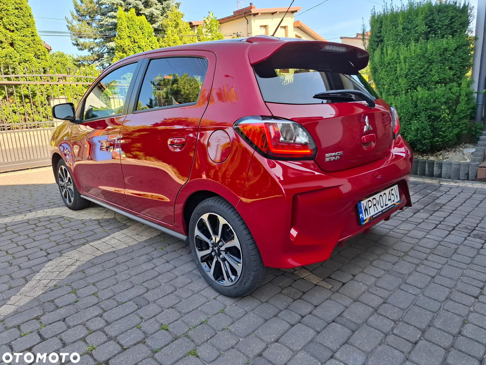 Mitsubishi Space Star - 6