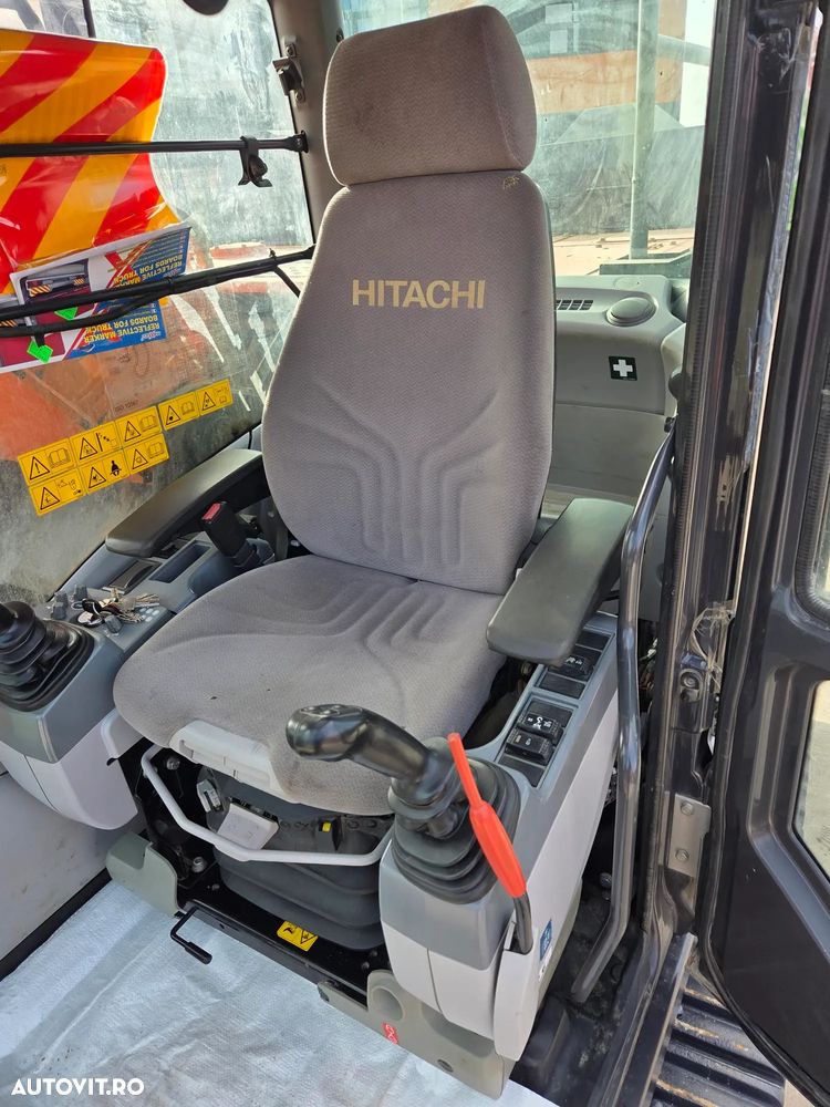 Hitachi ZX350-6, 2019, 12.535h, cupa NOUA 2,2mc, Masa operationala 36,3t, 3 pompe hidr HITACHI, ad sapare 8m, inst picon, lant 90% ok doar 293h mars, camera spate si laterale, AC, ridica 22 tone, posibilitate leasing 4 ani-STARE BUNA-PROMOTIE 83.900 EUR+Tva - 13