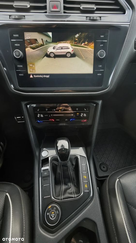 Volkswagen Tiguan Allspace - 17