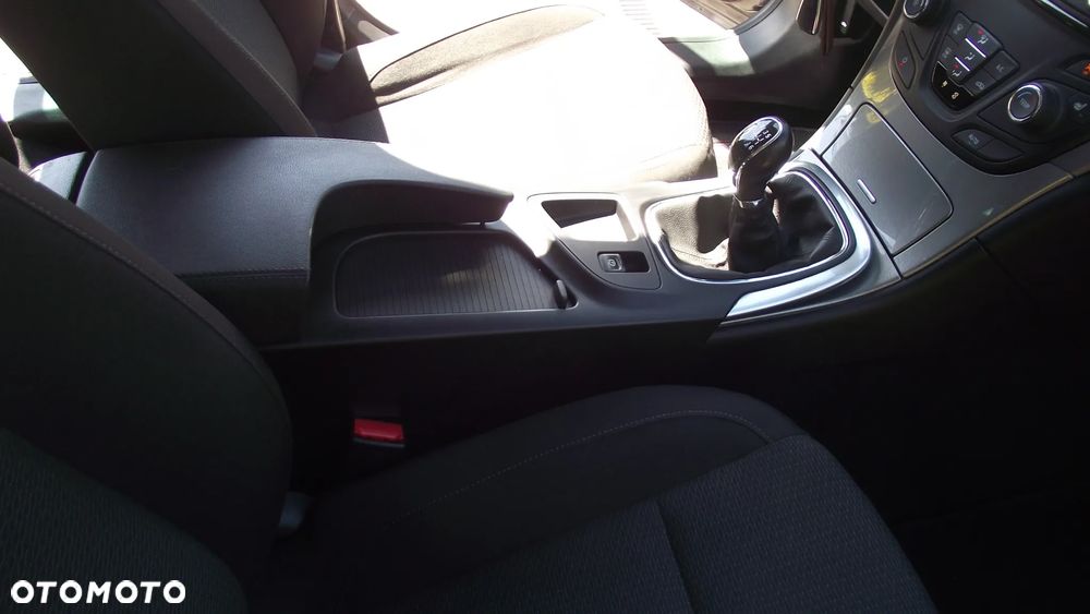 Opel Insignia 1.4 T Elegance S&S - 25