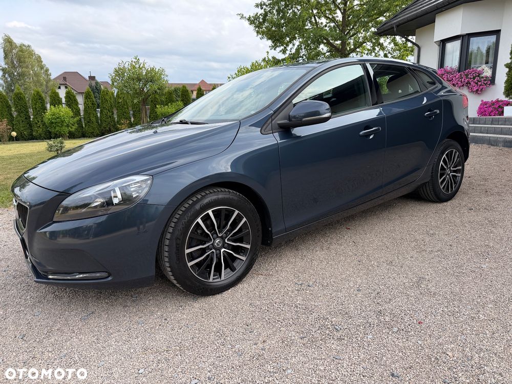 Volvo V40 D2 Momentum - 12
