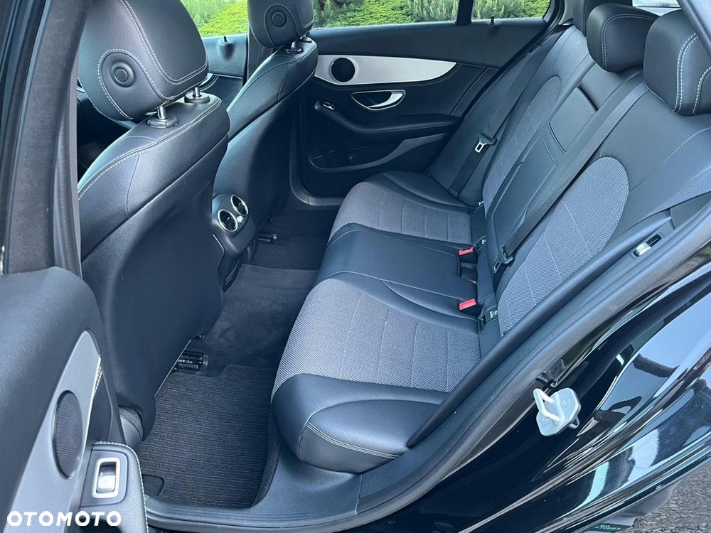 Mercedes-Benz Klasa C 200 (BlueTEC) d Avantgarde - 29